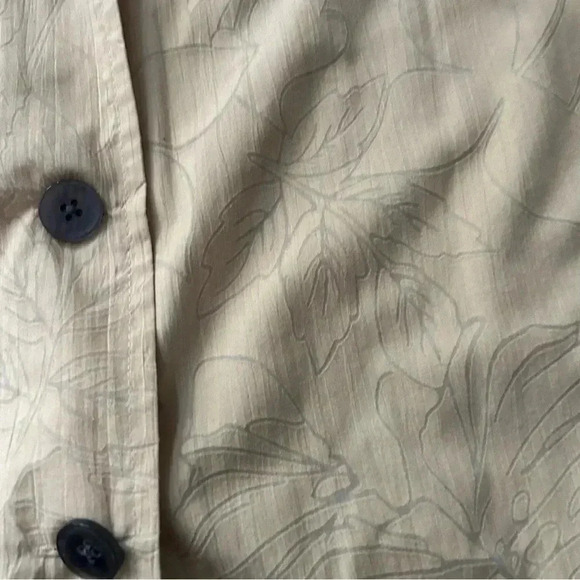 Karen Scott Sport Button Down 3/4 Sleeve Shirt Size Medium - Picture 2 of 4